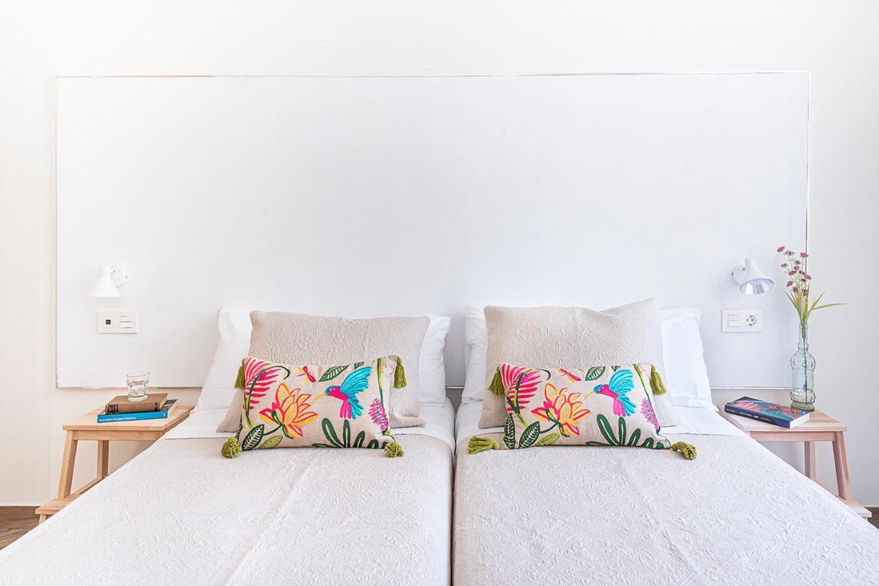Magdalena Plaza Apartment เซบีญา ภายนอก รูปภาพ